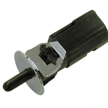 63-67 GLOVE BOX SWITCH AND BULB SOCKET