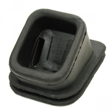 63-81 CLUTCH FORK BOOT