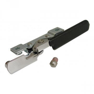 68L-75 SOFT TOP FRONT LATCH (CENTER)